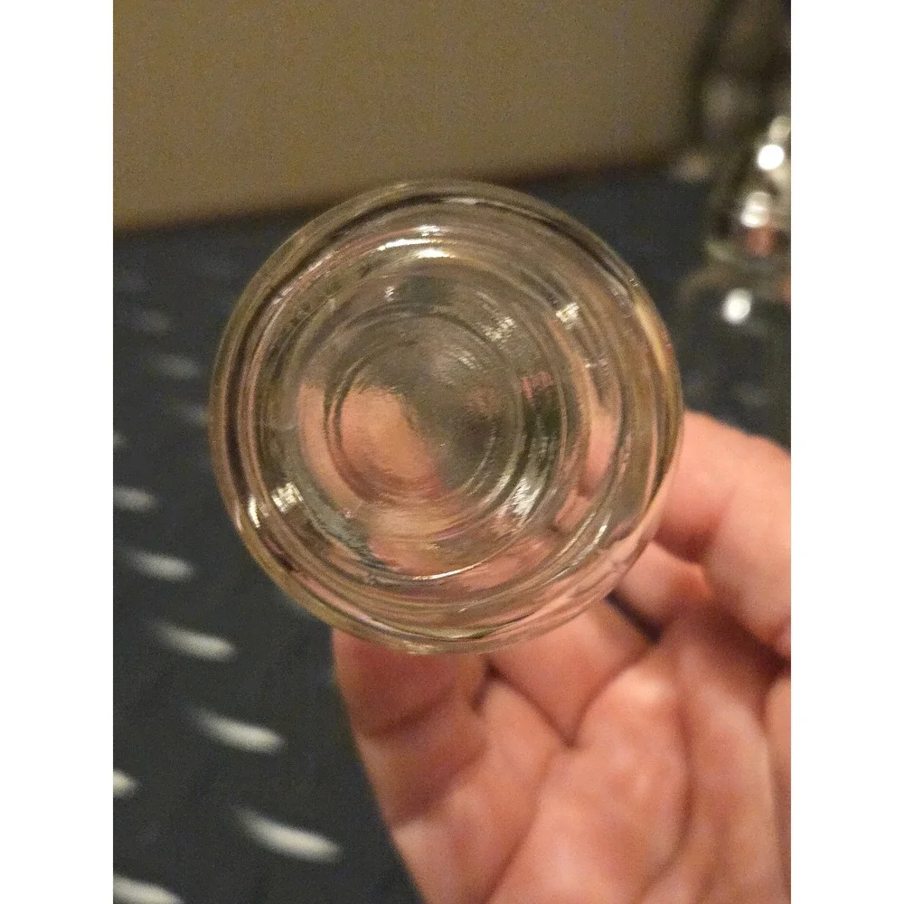 Vintage Glass Salt and Pepper Shakers Set Clear Paneled Silver Tone Lids‎ Finial